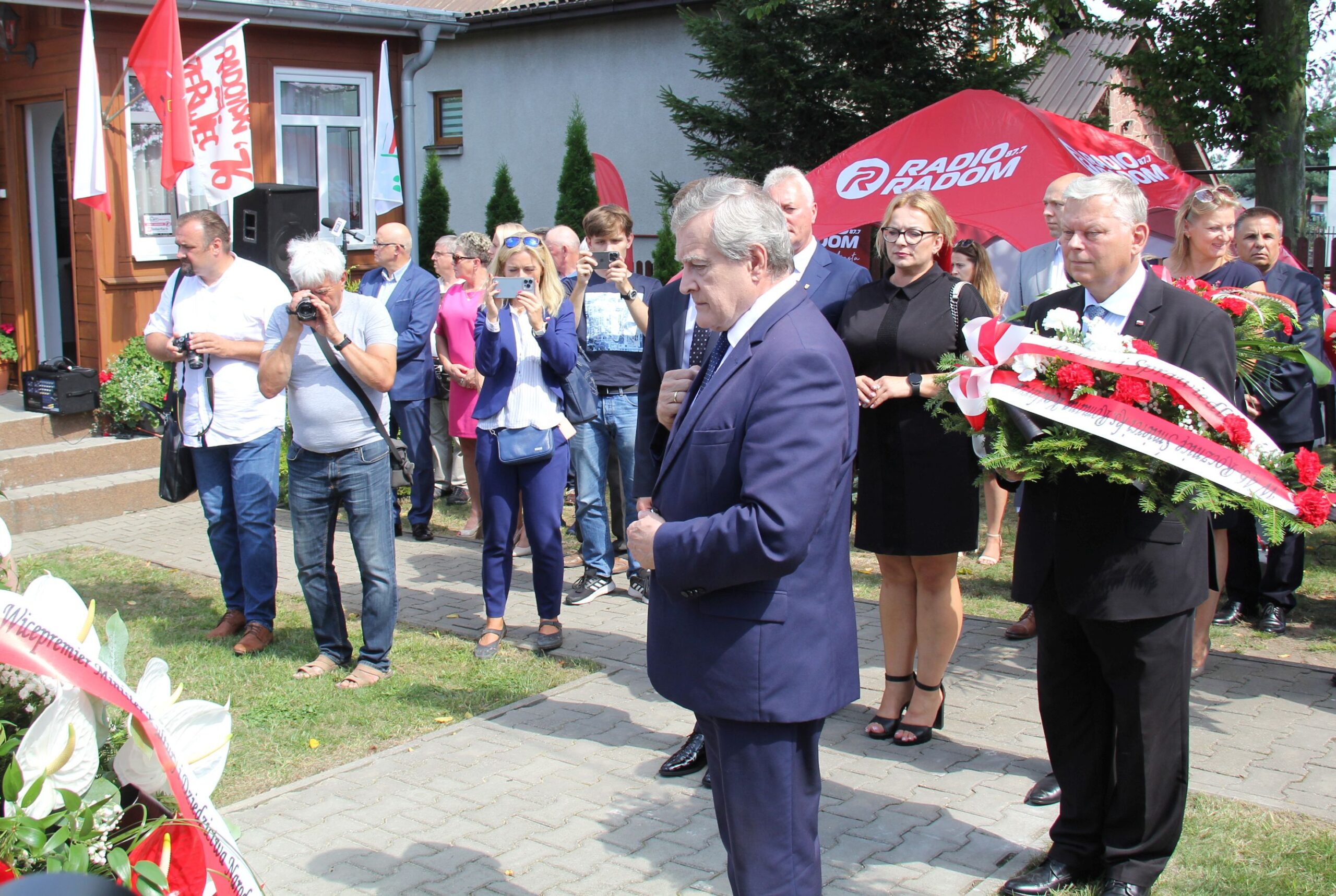 - Lokalne władze dbają o pamięć - mówił w Pelagowie wicepremier i minister kultury prof. Piotr Gliński.