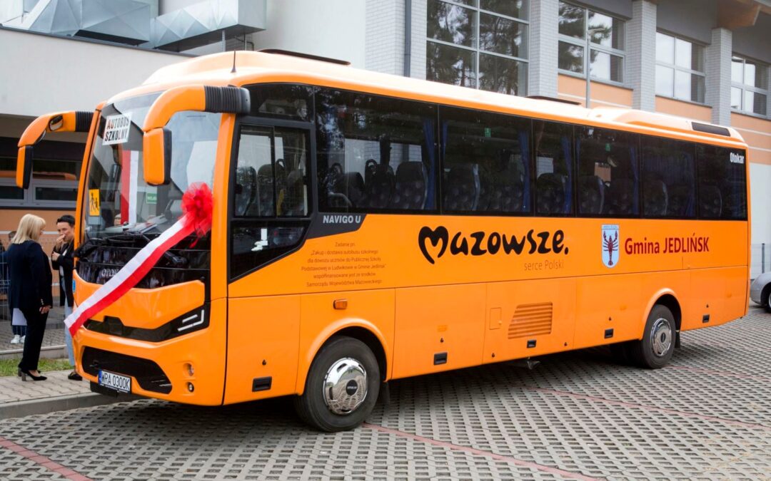 Nowy autobus dla uczniów z Ludwikowa