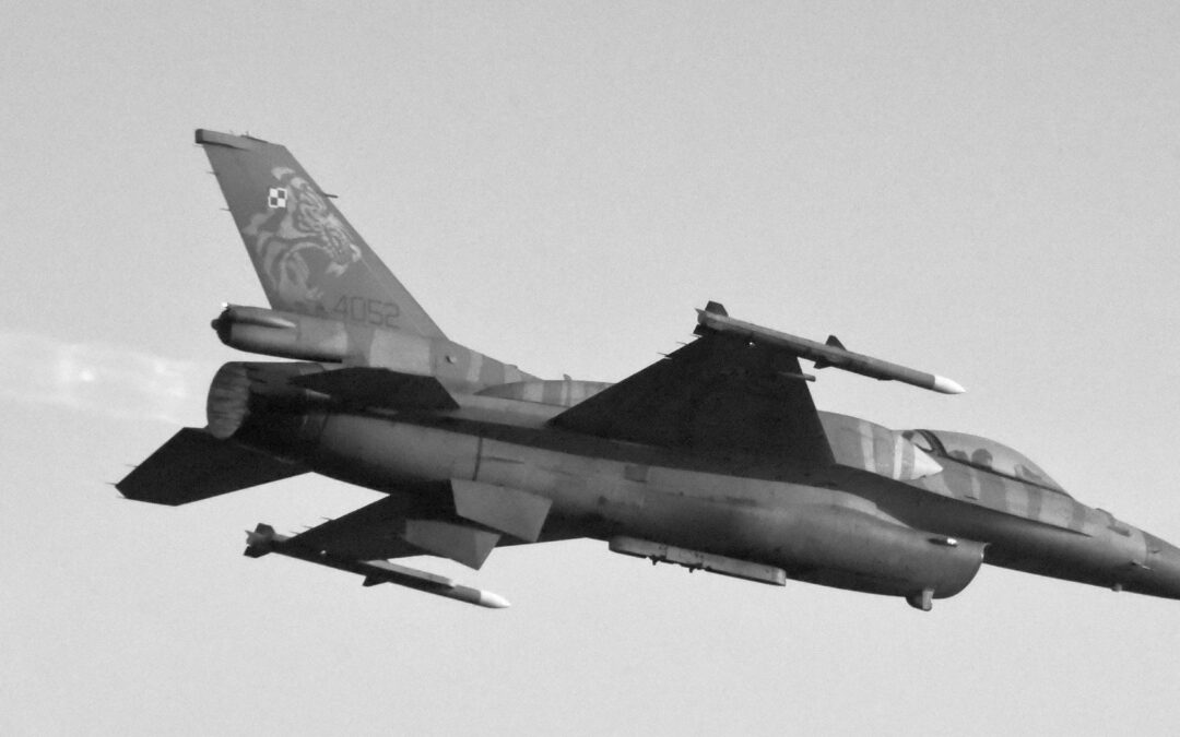 Katastrofa polskiego f-16 przed Air show 2025 w radomiu. zginął major maciej „slab” krakowian