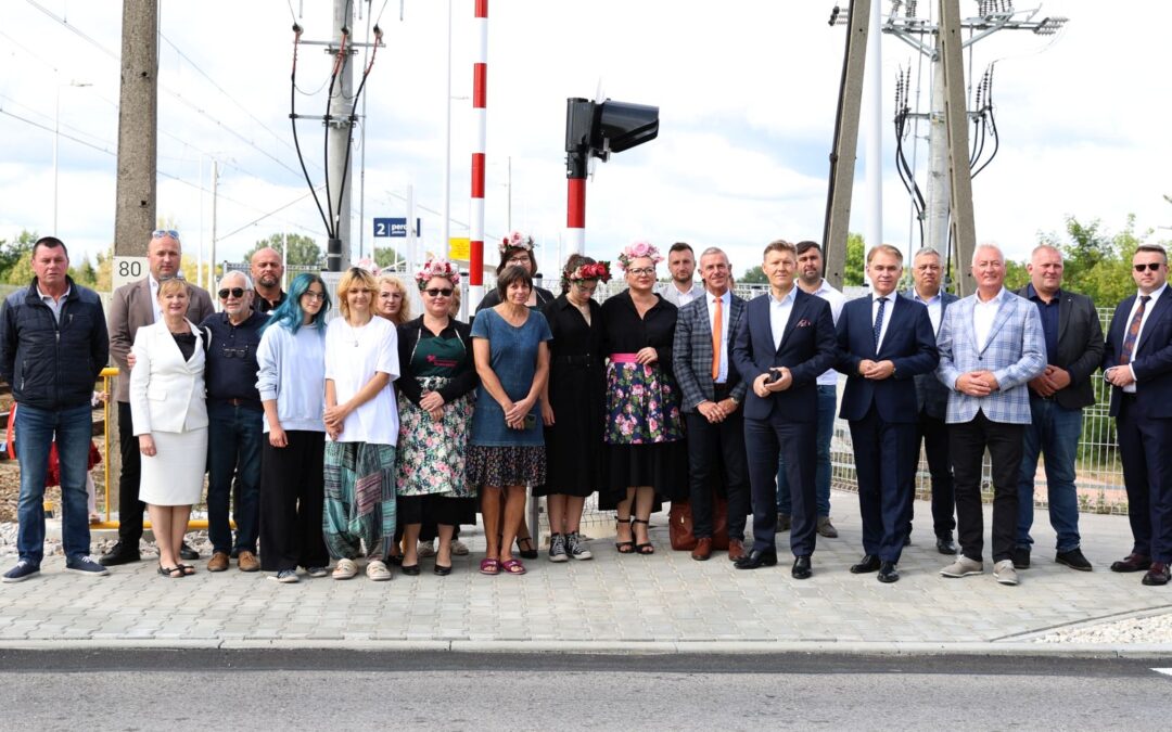 Powstały trzy bezpieczne drogi w gminach Wierzbica i Kowala